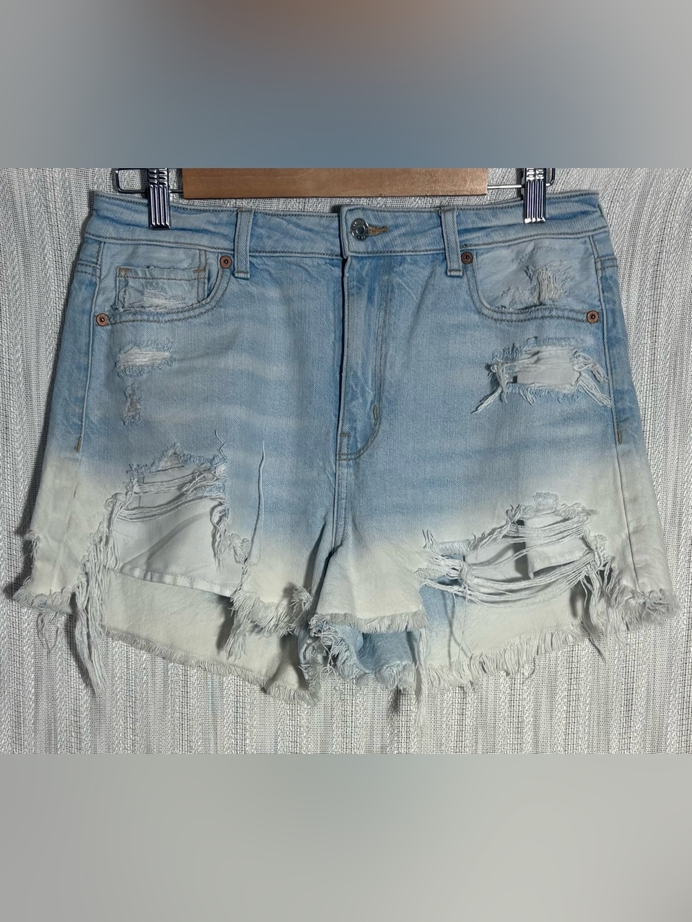 American Eagle Outfitters Light Blue to White Ombre Distressed Denim Shorts